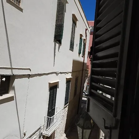 Πανσιόν Maison Olimpo 3*