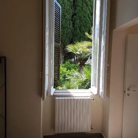 Maison Olimpo Πανσιόν 3*