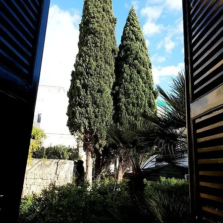 Maison Olimpo 3* Trani